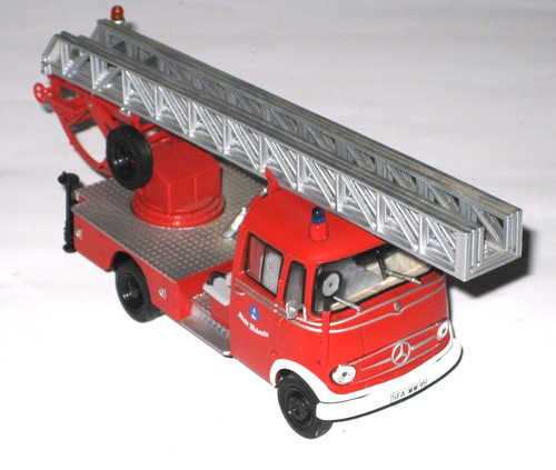 Mercedes 319 feuerwehr - mercedes,
