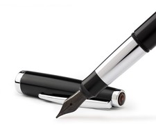 Cleo Skribent Colour