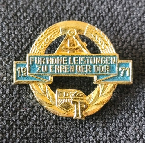 Abzeichen ddr für - abzeichen,