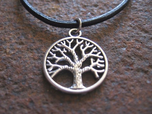 Amulett kette weltenbaum neu - amulett,