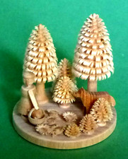 Kleine Waldlandschaft Frau