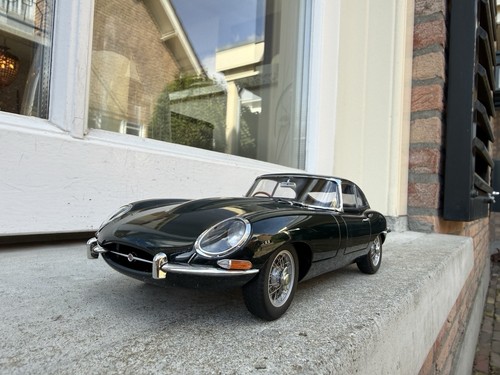Jaguar type coupe - jaguar, e-type