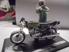  4 Stück  Kawasaki 750cc    H