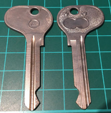 Ford Taunus Anfang 1960er Jahre / Schlüsselrohling Börkey  722,5 HUF Profil G