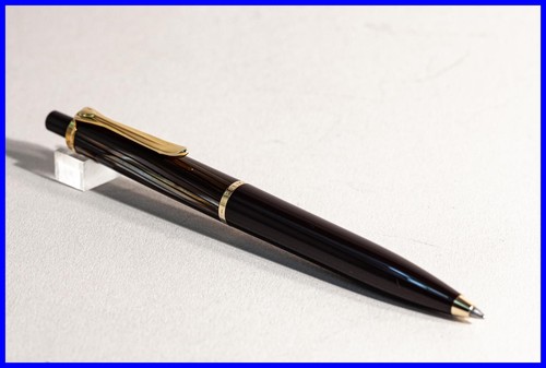 1990s pelikan old - 1990s,