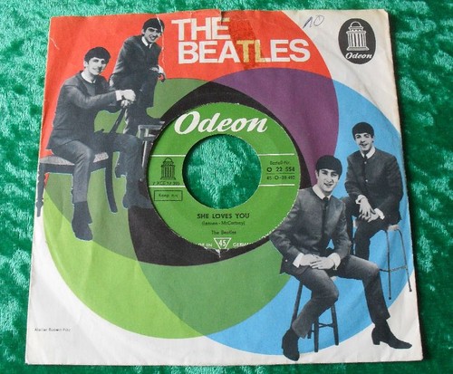 Single the beatles she - 7",