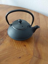 Teekanne Gusseisen Schwartz.