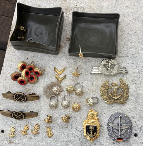 Sammlung militär abzeichen - militär,