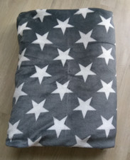 Kuscheldecke ~ Grau m. weißen Sternen ~ Fleece ~ Weihnachts-/Adventszeit 1,60x2m