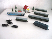 DDR TT Lokomotive mit Waggons