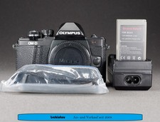 Olympus OM-D E-M10 Mark II Digitalkamera Schwarz Guter Zustand 30.000 Auslösung.