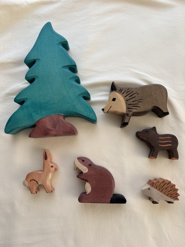Holztiger figuren tannenbaum - figuren,