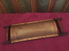 Kartoffelreibe Reibe um 1900 Holz / Messing aus Omas Küche Nr. 7