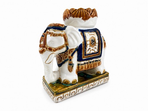 Dekorativer elefant - dekorativer,