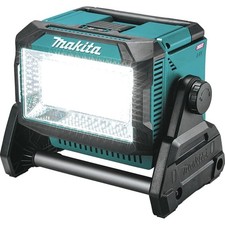 Makita ML009G 40V Max Li-Ion XGT Akku-Arbeitsleuchte - Akkus und Ladegerät...