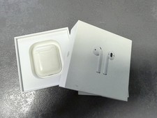 Original Apple AirPods 1. Gen – rechter AirPod & Ladecase top, linker defekt