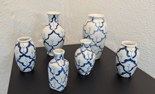 6 Vasen - Keramik - weiß blau - verschiedene Formen - Miniartur - sammeln