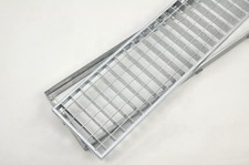 Gitterrost Normrost Garagenrost 200x1000x30 mm 30/30 mit Einlegerahmen