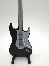 Miniatur E-Gitarre mit