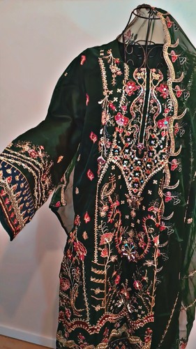 Bollywood salwar kameez - salwar,