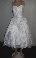 Neu* Brautkleid Gr. 36 vorne