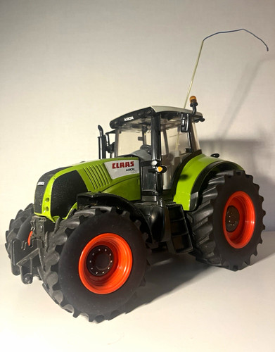 Claas axion traktor - axion,