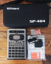 Roland SP-404 MKII + Roland CB-404 Tasche