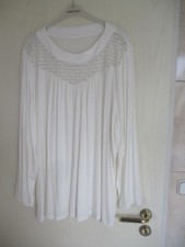 Shirt, wollweiß, Gr. 52, vorne mit Spitzeneinsatz, sehr apart, Tchibo