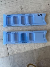 2 x Tablettenbox Pillenbox Medikamentendispenser - 1 Tag 4 Fächer (Pillendose)