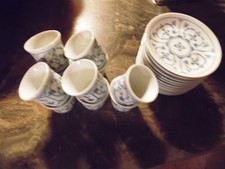 10 Eierbecher mit 12