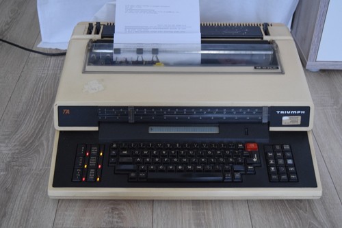 Triumph adler se1035 - triumph,