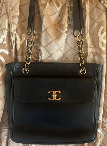 Chanel caviar chain tote - cc,