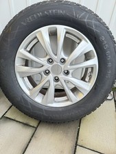 Winter Kompletträder 215/65 R16  Vredestein  waren am Qashqai 2 J11 Montiert