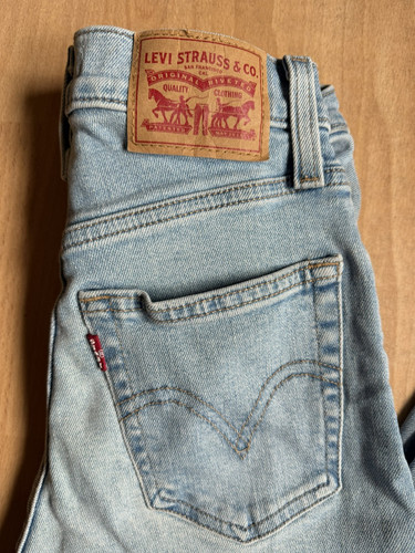 Levis high waisted mom - -high, jean-
