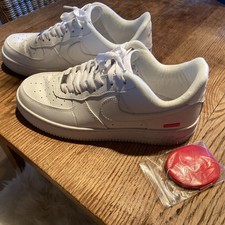 Nike Air Force 1 X Supreme