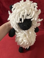 HANDGEMACHTES AMIGURUMI SCHWARZE NASE SCHAF LAMM GEHÄKELT STOFFTIER PLÜSCHTIER KUSCHELTIER