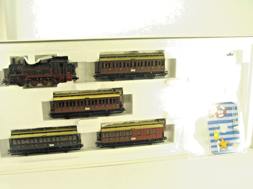 Dampflok t13 mit zug - ,