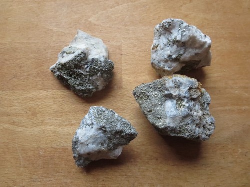 Pyrit zelligen quarz - pyrit,
