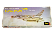 Revell Modellbausatz 1:70 H127- North American F-100C Super Sabre in OVP 1975