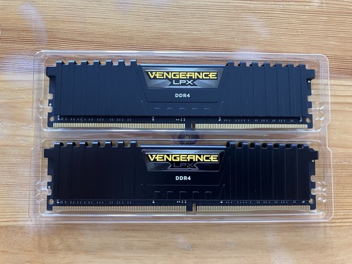 32gb corsair vengeance lpx - 32gb,