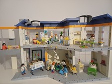 Großes Krankenhaus Playmobil 4404 mit Anleitung