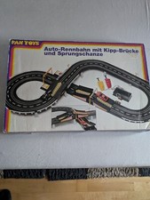 Autorennbahn mir Kippbrücke und Sprungschanze, neu unbenutzt