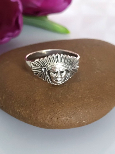 Zauberhafter älterer ring - zauberhafter,