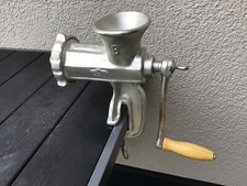 alter Fleischwolf  "GSW",  Größe 8, Top Zustand, 27 cm hoch, 26 cm breit