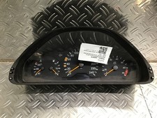 Tacho Mercedes-Benz E-Klasse