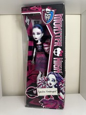 Monster High Spectra Vondergeist Cheerleader Puppe - Mattel 2013 - Neu in OVP