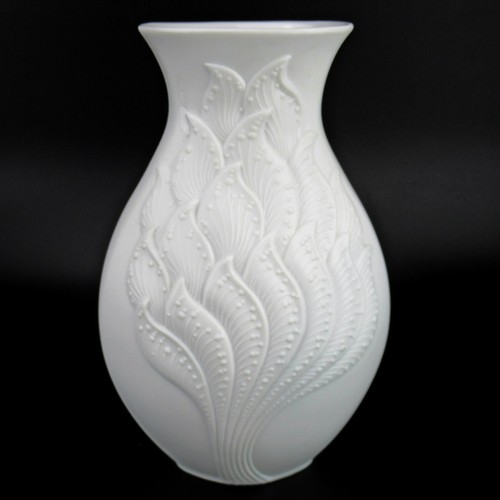 Kaiser bisquitporzellan vase - bisquitporzellan,
