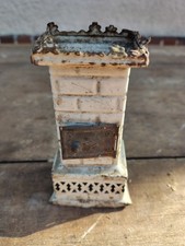 Kachelofen aus Blech in weiß