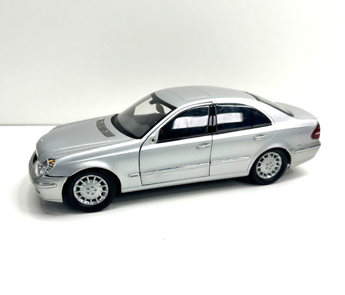 Kyosho mercedes klasse w211 - e,