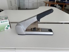 Leitz Blockheftgerät 553 Heftgerät Flat-Clinch/ Flachheftung robust 120-Blatt